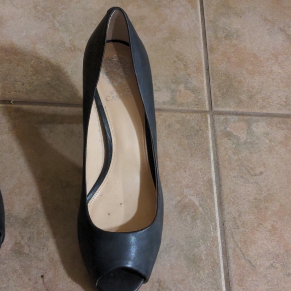 black open toe pumps - Picture 2 of 3